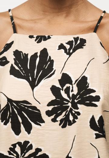 Топ на бретельках