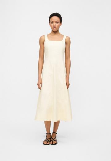 Платье футляр