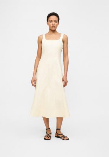 Платье футляр