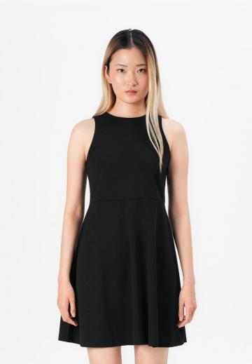 Короткое платье