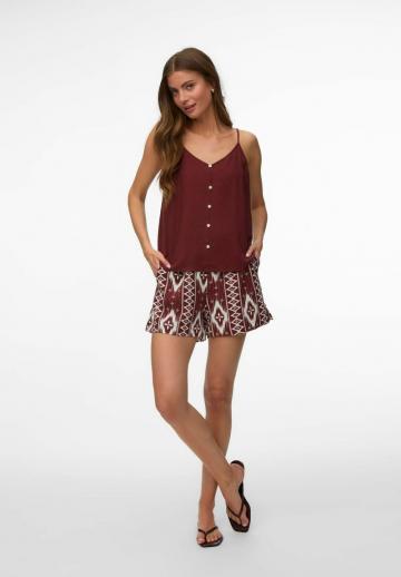 Топ на бретельках