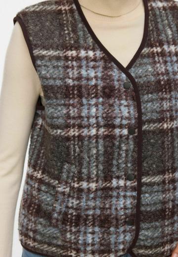 Пуховой жилет