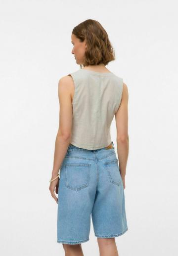 Джинсовая жилетка