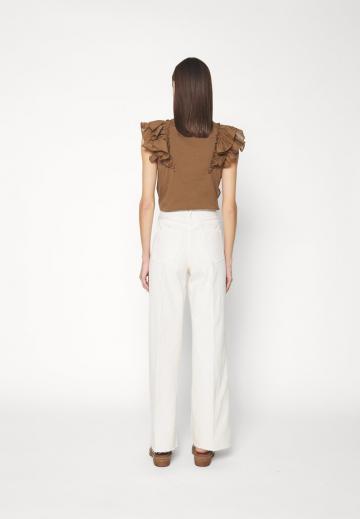 Джинсы бойфренда