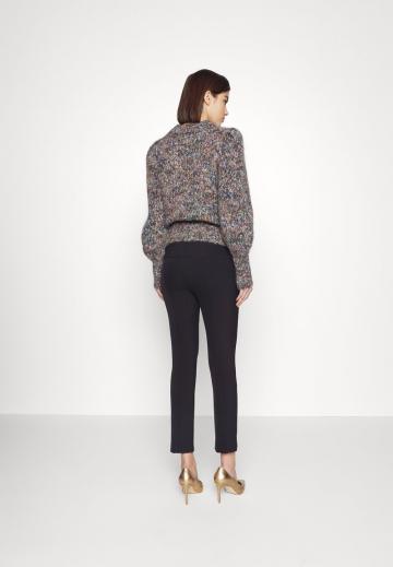 Узкие брюки