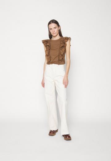 Джинсы бойфренда