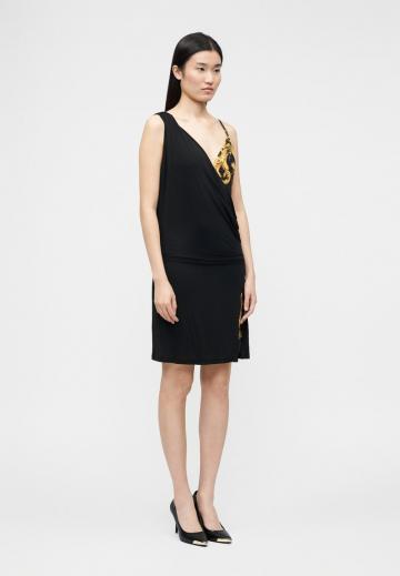 Короткое платье