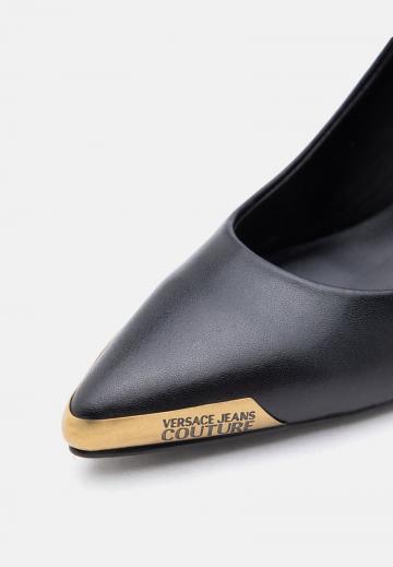 Туфли на высоком каблуке