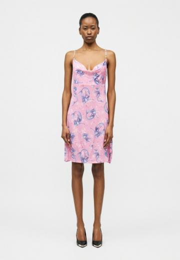 Короткое платье