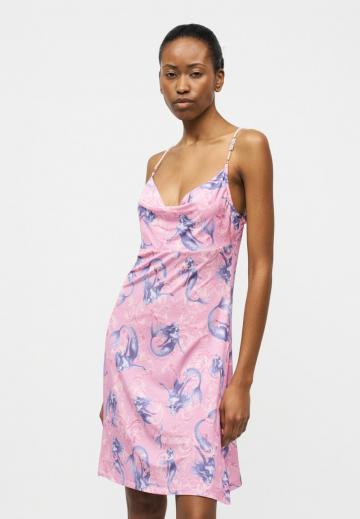 Короткое платье