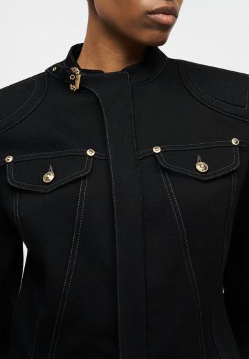 Джинсовая куртка