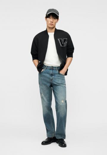 Прямые джинсы