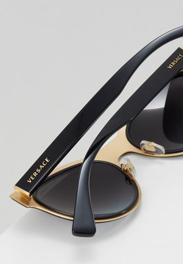 Солнечные очки