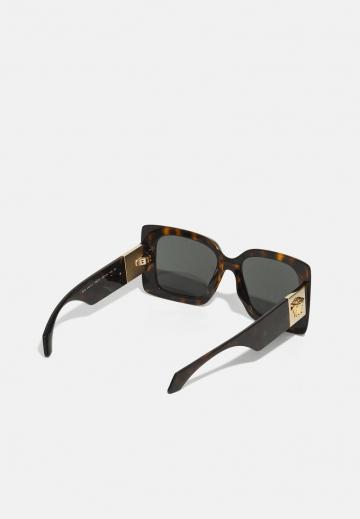 Солнечные очки