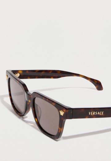 Солнечные очки