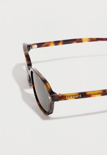 Солнечные очки