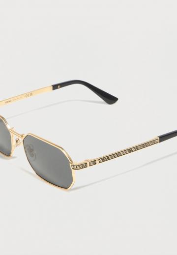 Солнечные очки