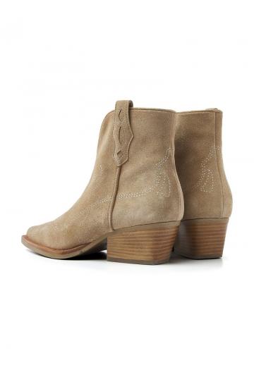 Ковбойские сапожки