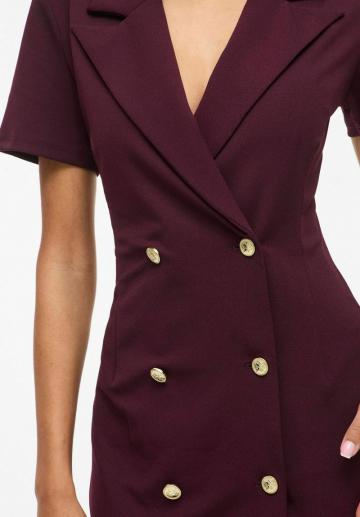 Платье футляр