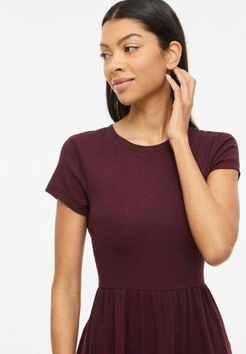 Вязаное платье