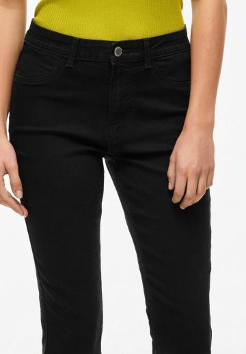 Короткие джинсы