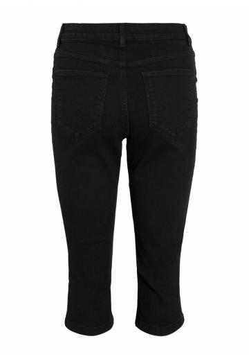 Короткие джинсы