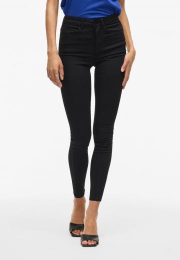 Короткие джинсы