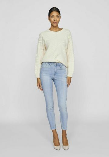 Короткие джинсы