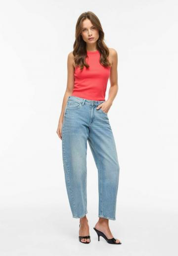 Короткие джинсы