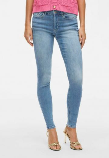 Узкие джинсы