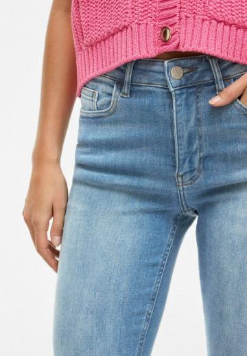 Узкие джинсы