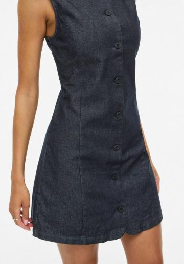 Джинсовый комбинезон