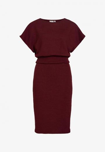 Платье футляр