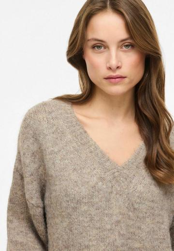 Длинный пуловер