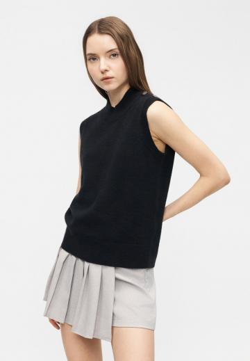 Пуловер без рукавов