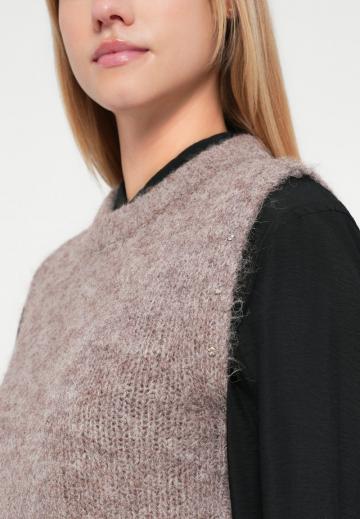 Пуловер без рукавов