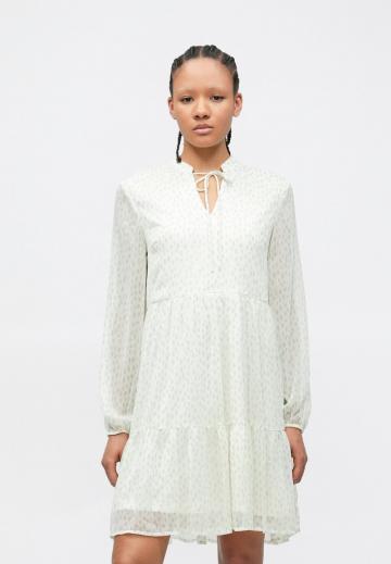 Короткое платье