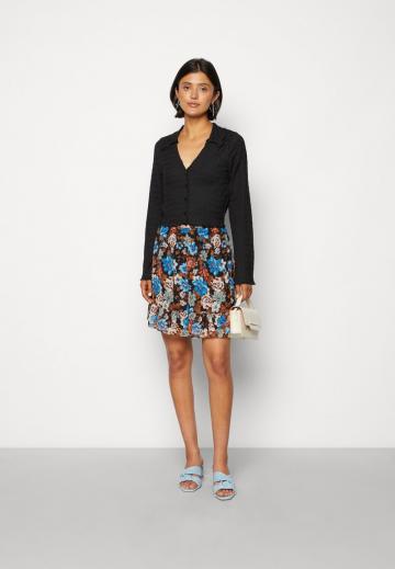 Юбка с воланами