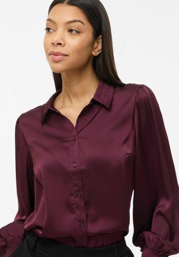 Атласная блузка