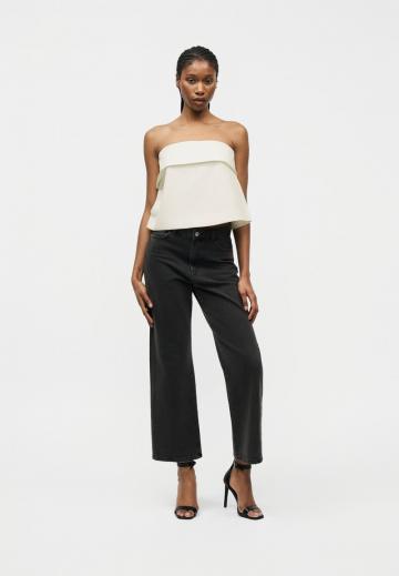 Топ без бретелек