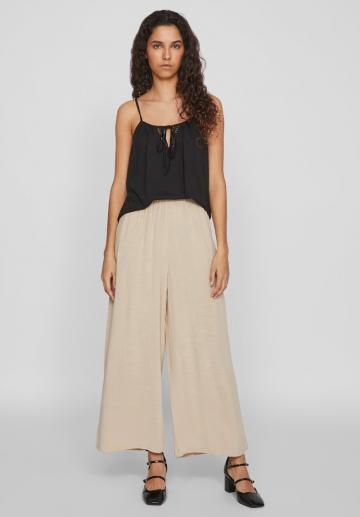 Топ на бретельках