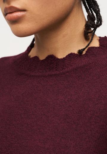 Вязаное платье