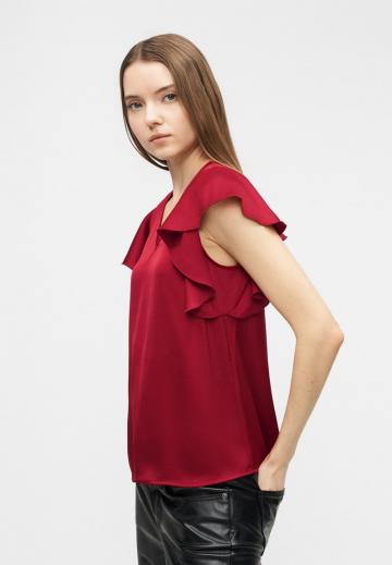 Атласная блузка
