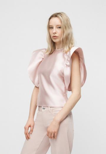 Атласная блузка
