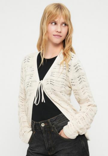 Вязаная кофта
