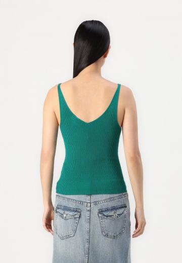 Пуловер без рукавов