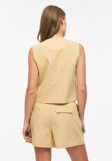 Джинсовая жилетка