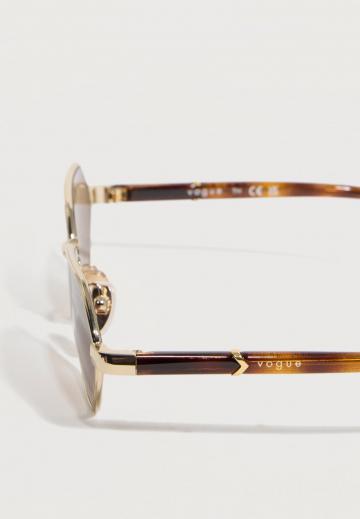 Солнечные очки