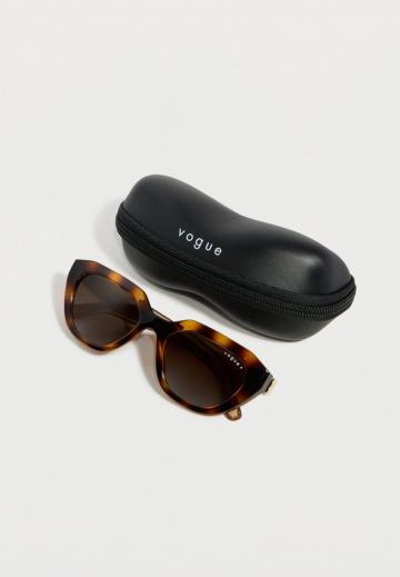 Солнечные очки