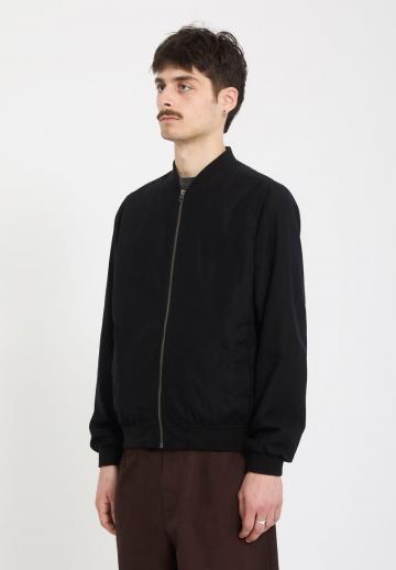 Куртка бомбер